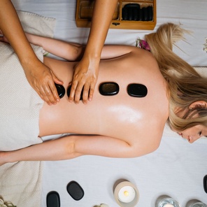 Массаж Горячими Камнями